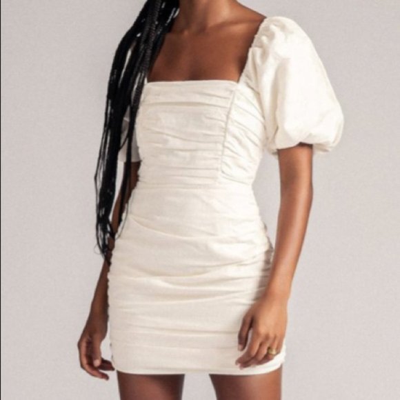 Linen cream dress brand new worn once for photoshoot - Picture 4 of 5